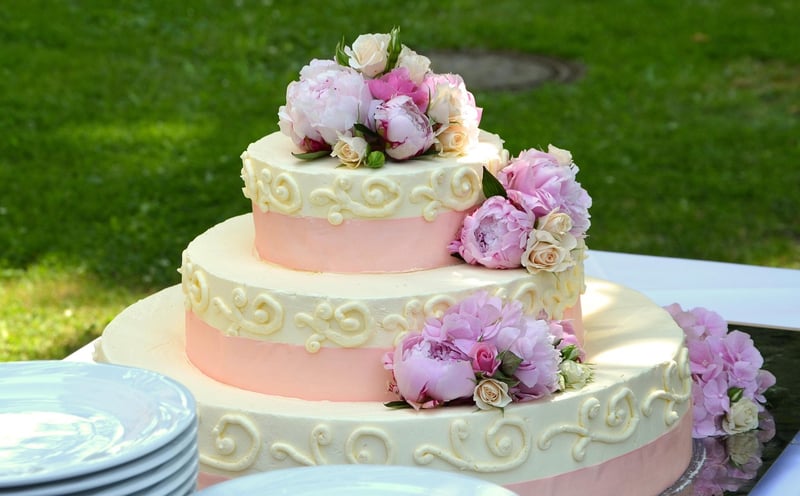 Galaxy-Inspired Wedding Cake